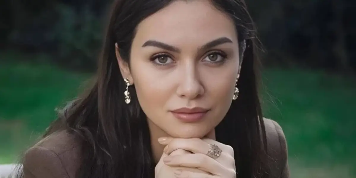 Disney Plus'ta Yayınlanacak 'Aşk' Dizisi için Birce Akalay'a Teklif