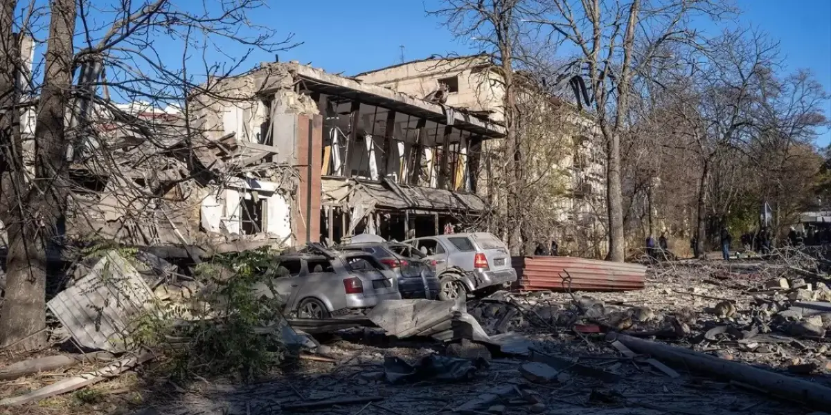 Donetsk’te Kritik Hamle: Rusya İlyinka ve Petrovka’yı Kontrol Altına Aldı
