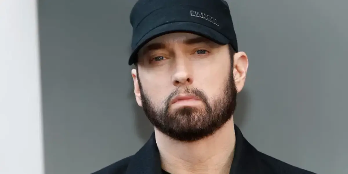 Eminem Dede Oluyor: Müjdeli Haberi Böyle Duyurdu