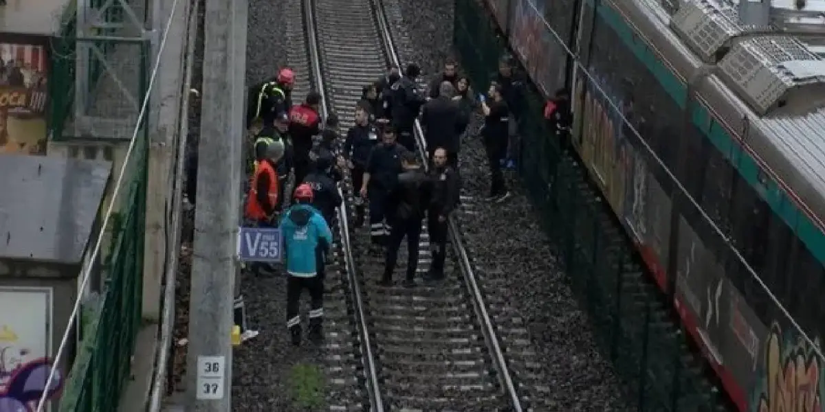 Marmaray'da Kahreden Olay: Raylara Atlayarak İntihar Etti!