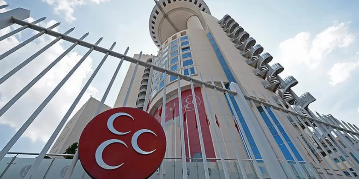 MHP 3 Milletvekilinin İstifasını İstedi