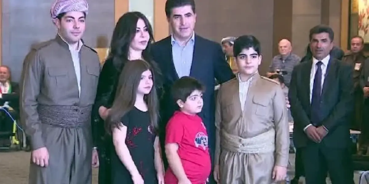 Neçirvan Barzani babası kim, nerenin başkanı, Neçirvan Barzani Mesut Barzani'nin neyi oluyor