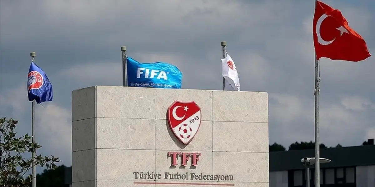 Türk Futbolunda Yeni Dönem: Hakemlerin Performansı Değerlendirilecek