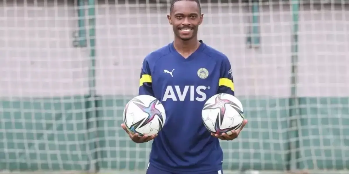 Acun Ilıcalı, Fenerbahçe'den Ayrılan Lincoln Henrique'yi Hull City'ye Aldı