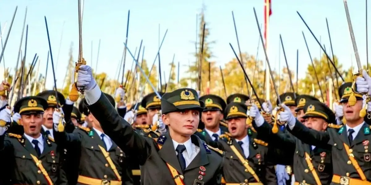 Kılıçlı Yemin Töreni Soruşturması Tamamlandı: Teğmenlere Silahlı Kuvvetlerden Ayırma Cezası Verildi