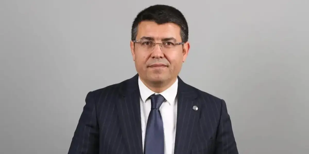 DEM Partili Tatvan Belediye Başkanı Mümin Erol Serbest Bırakıldı