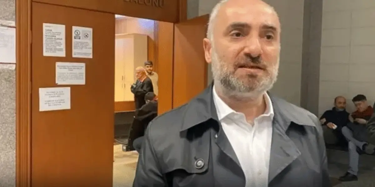 Gözaltına Alınan Gazeteci İsmail Saymaz Adliyeye Sevk Edildi