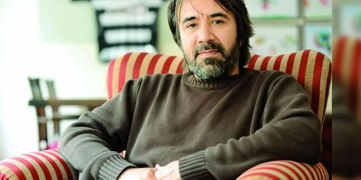 Zeki Demirkubuz: "Zorbalık Bugün Ekrem İmamoğlu'nu Ülkenin Doğal Lideri Yapmıştır"