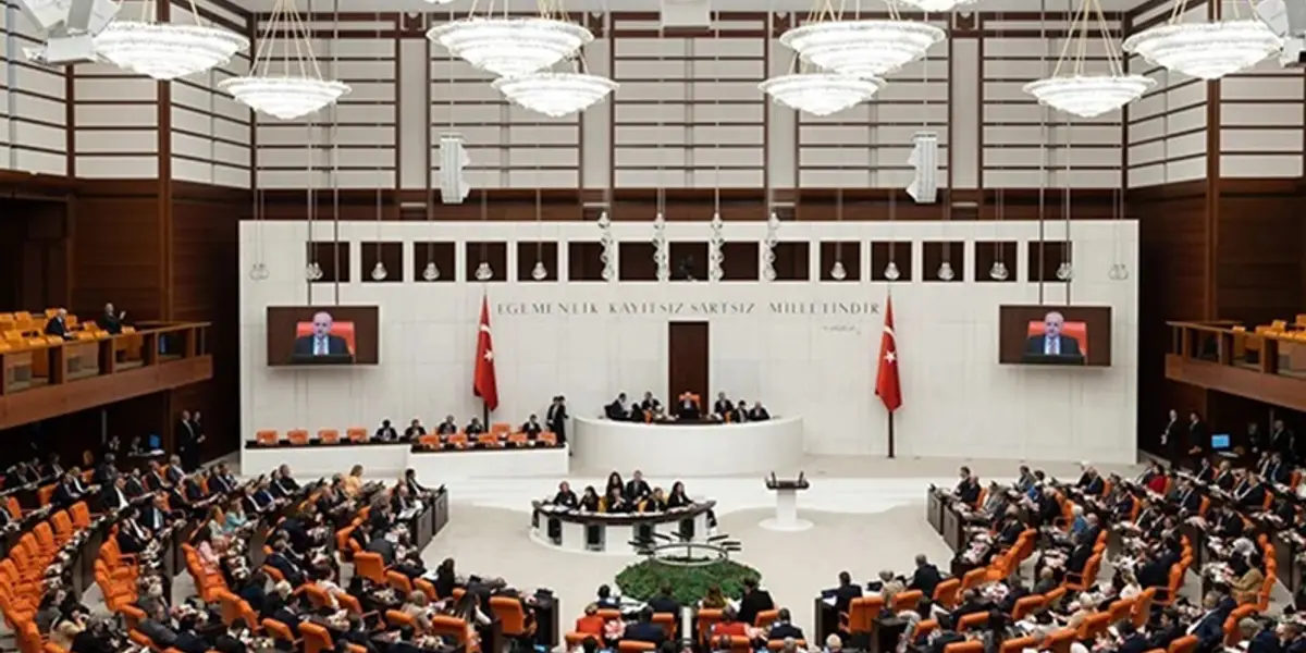 Cinsel İlişki Yasaklanıyor Mu? TBMM'ye Tartışmalı Kanun Teklifi