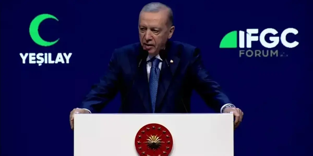 Cumhurbaşkanı Erdoğan, Yeşilay Forumu'nda Önemli Açıklamalarda Bulundu