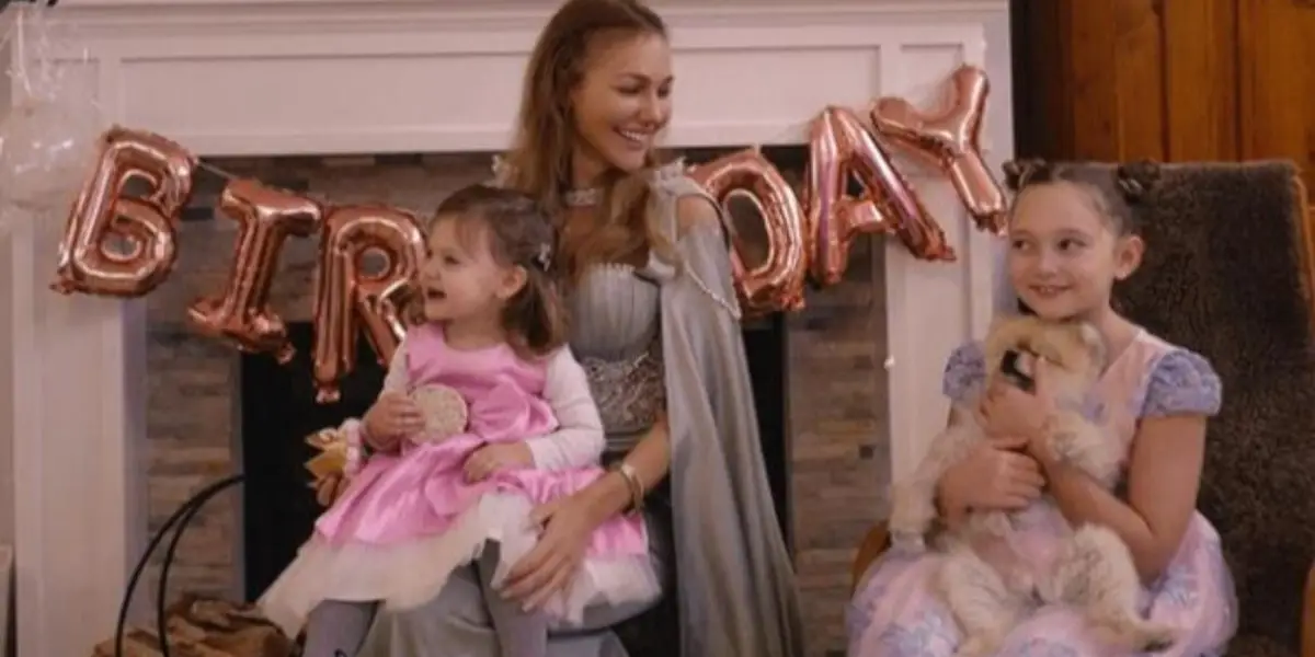 Meryem Uzerli Anneliği Anlattı: "Hem Disiplinli Hem Rahat..."