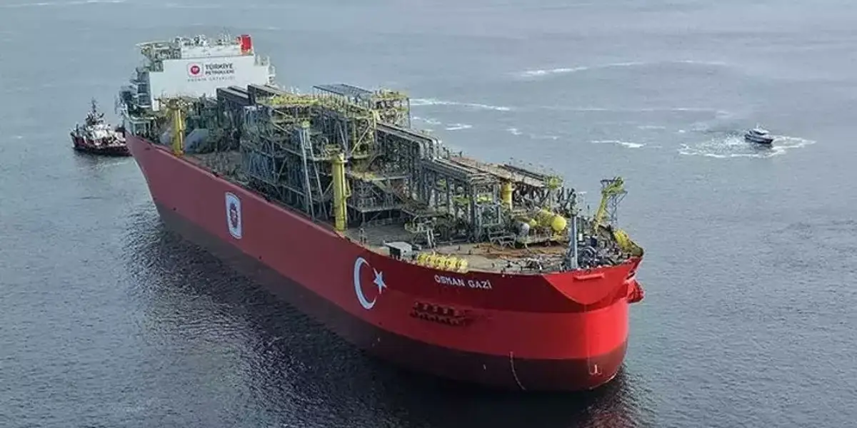 İstanbul Boğazı'nda Gemi Trafiği Çift Yönlü Kapatıldı