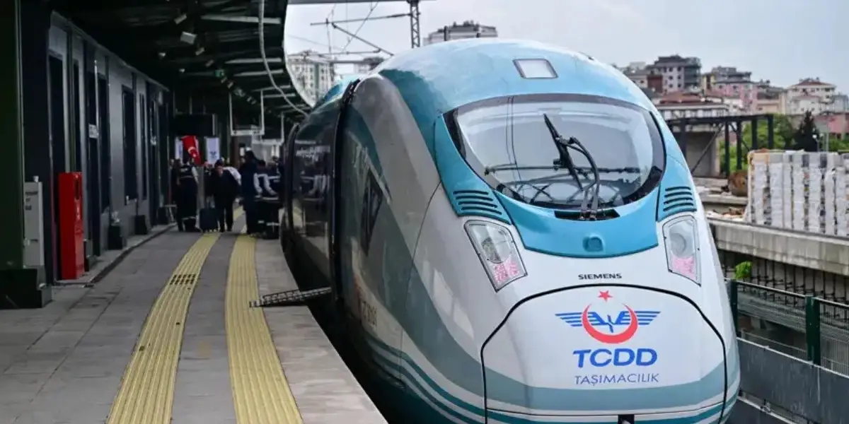 Ankara-Samsun Hızlı Tren Projesi Başladı