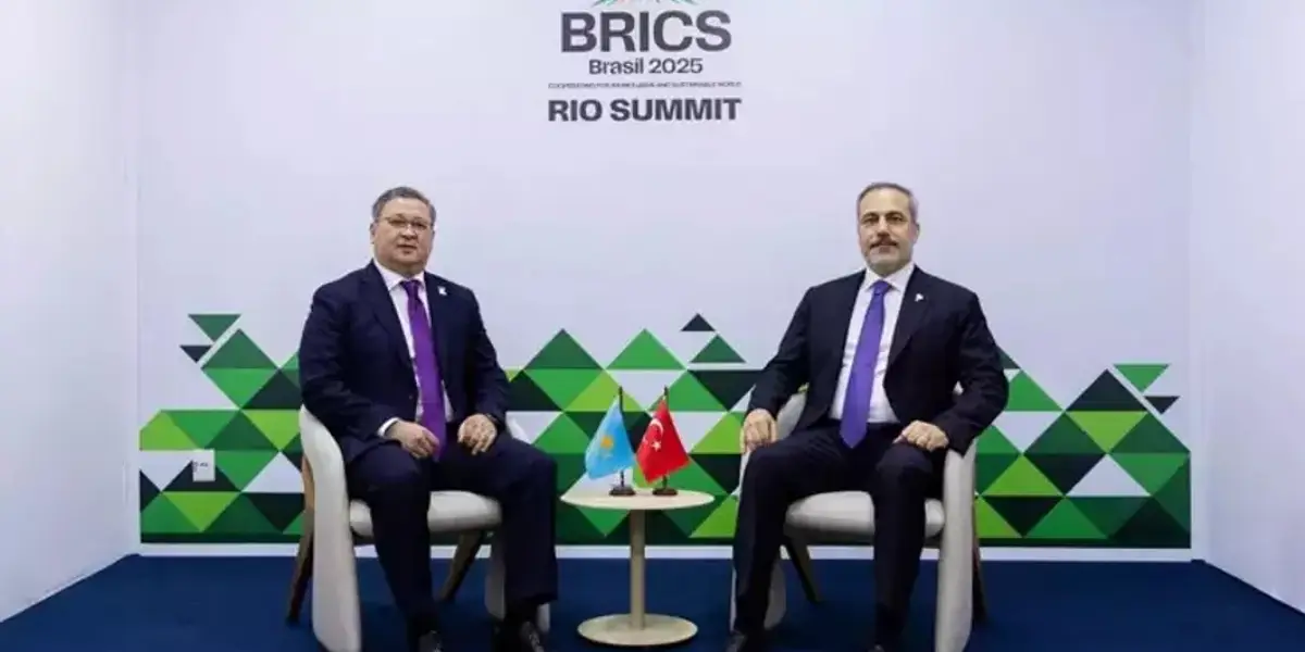 Fidan Kazak Mevkidaşı ile Görüştü