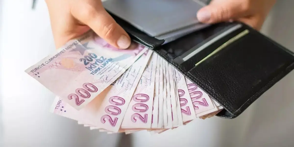 Kamu İşçileri İçin Toplu Sözleşme Sürecinde Hükümetten Yeni Zam Teklifi