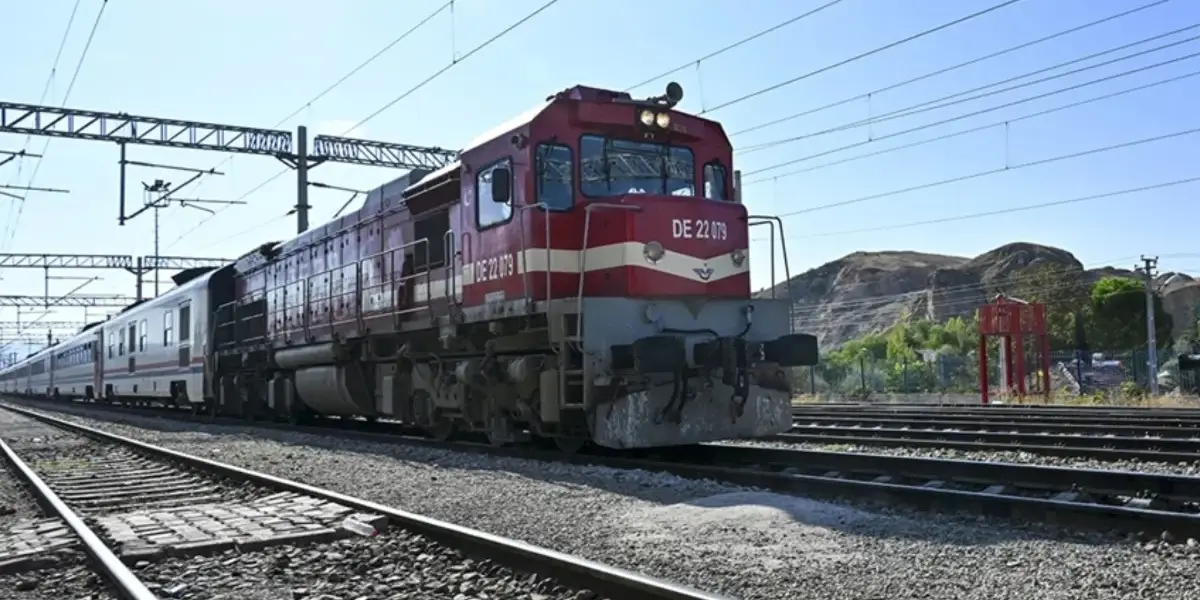 Kars-Iğdır-Dilucu Demir Yolu Projesi için 2,4 Milyar Euro Yeşil Finansman Sağlandı
