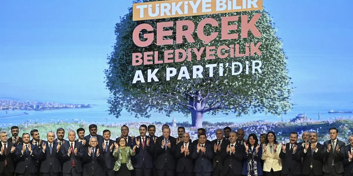 AK Parti Türkiye Yüzyılı Buluşmaları Sürüyor