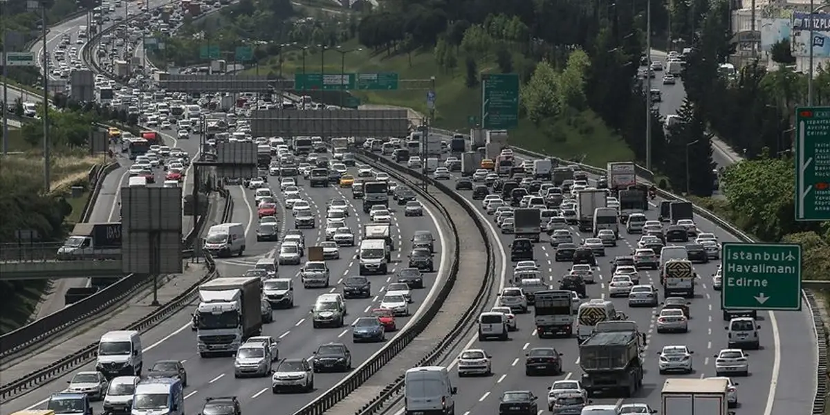 İstanbul'da Bazı Yollar Trafiğe Kapatılacak