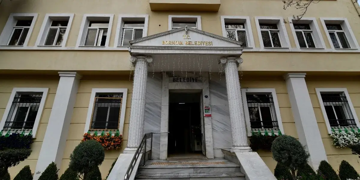 Bornova Belediye Başkanı Ömer Eşki Gözaltına Alındı