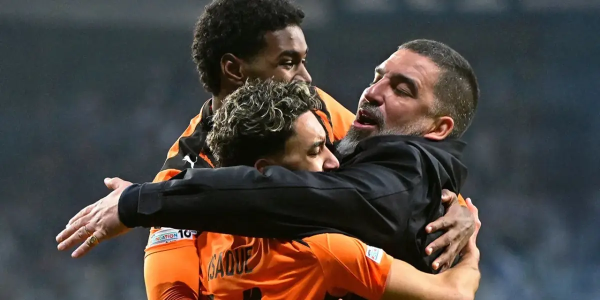 Arda Turan Tarih Yazdı: Shakhtar Donetsk UEFA Konferans Ligi'nde Yarı Finalde!