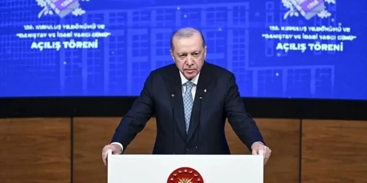 Cumhurbaşkanı Erdoğan'dan 'Sivil Anayasa' Çağrısı: "Bu Siyasetin Boynunun Borcudur"