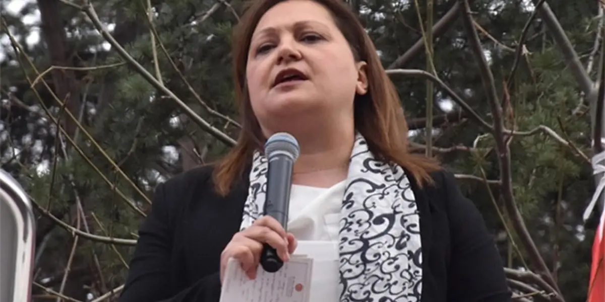 Burcu Köksal CHP'den İstifa Etti, AK Parti'ye Katılıyor!