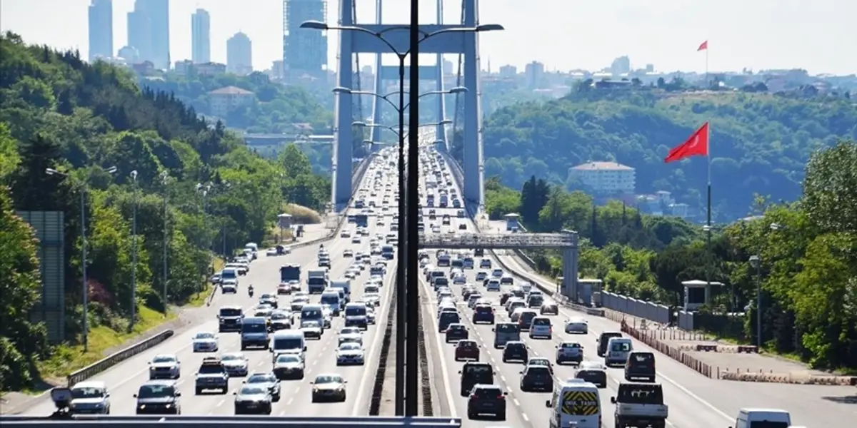 İstanbul'da Bugün O Yollar Trafiğe Kapalı!