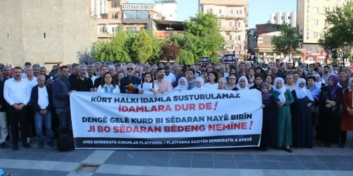İstanbul'da İran Başkonsolosluğu Önünde Protesto: "İdam Politikalarına Son Verin"