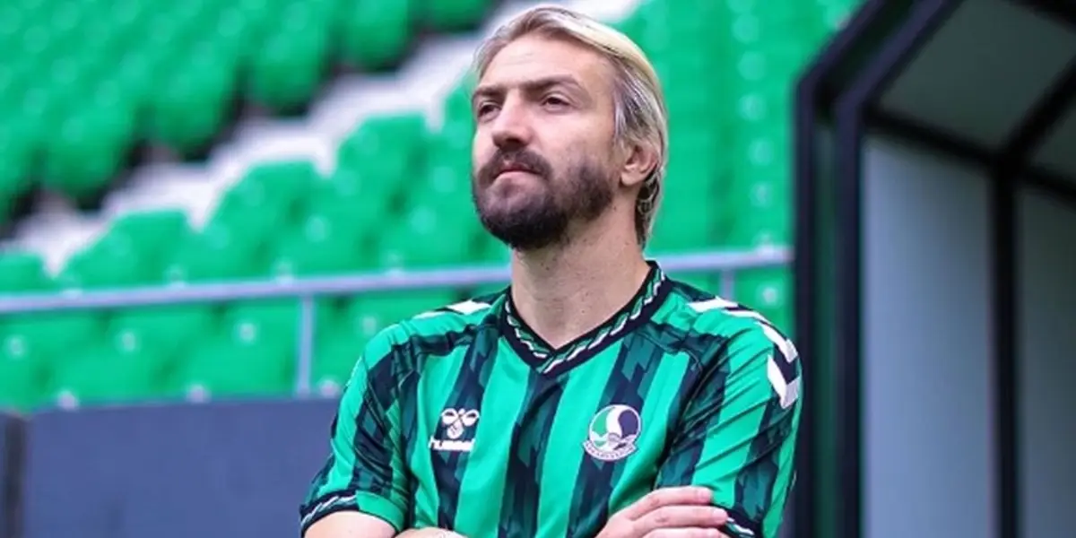 Caner Erkin Sahalara Veda Etti