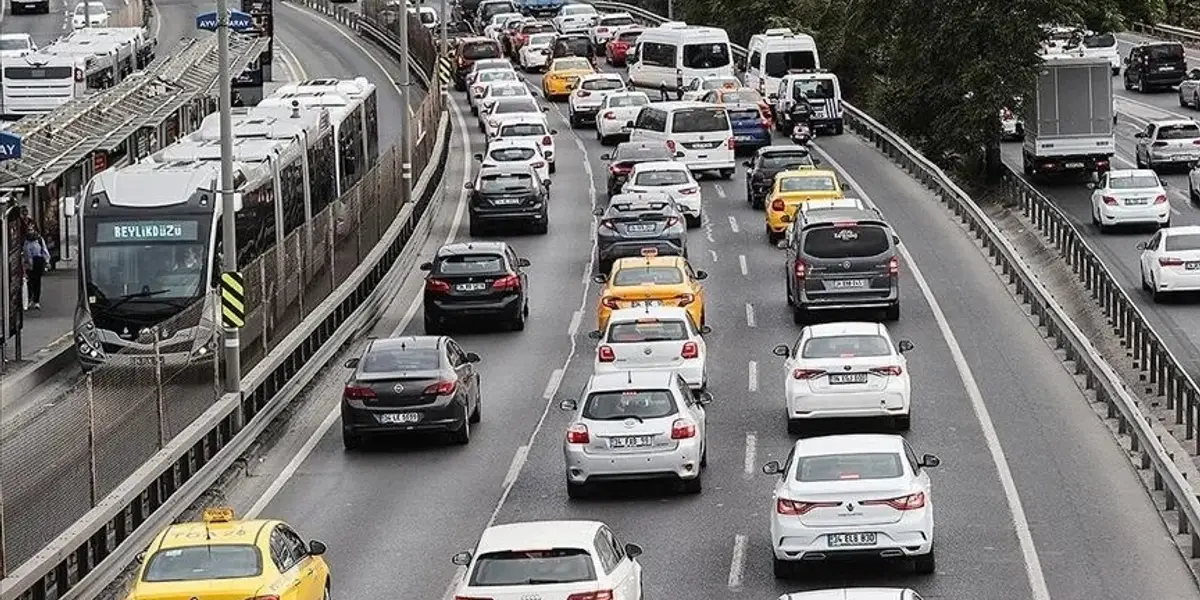 İstanbul'da Toplu Ulaşıma Yüzde 10 Zam