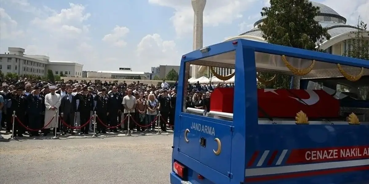 Sincan'daki Eğitim Uçuşu Kazasında Can Veren Emekli Albay Bakkal Son Yolculuğuna Uğurlandı
