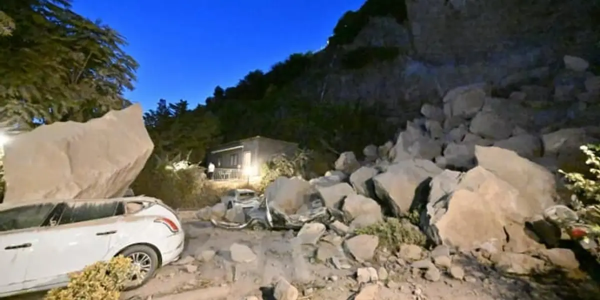İtalya'da Korkutan Deprem: Napoli Yakınlarında 4.7 Büyüklüğünde Sarsıntı!
