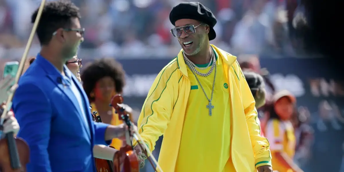 Ronaldinho, Monaco Kulübünü Satın Almak İçin Harekete Geçti
