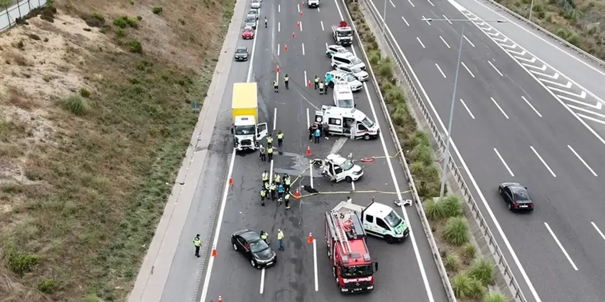 Kuzey Marmara Otoyolu'nda Feci Kaza: 3 Kişi Hayatını Kaybetti