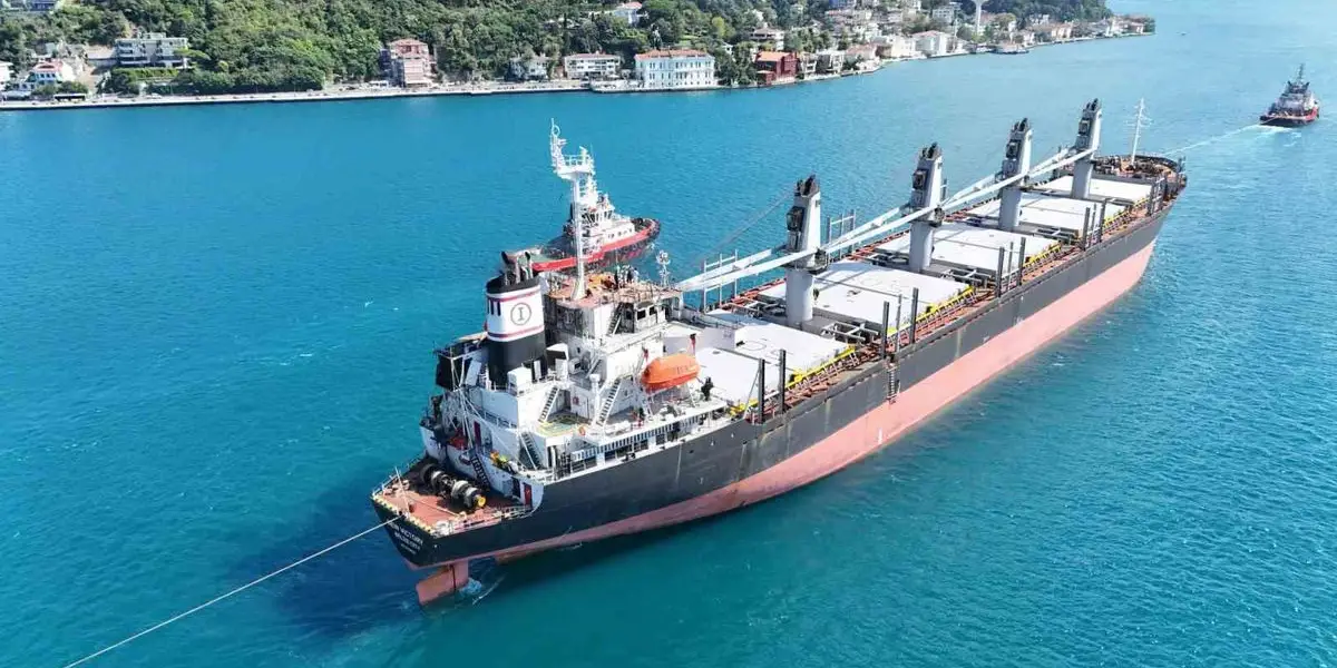 İstanbul Boğazı Çift Yönlü Kapatıldı