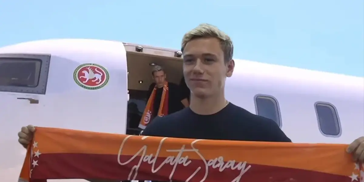Galatasaray'ın Yeni Yıldızı İstanbul'da! Aleksei Batrakov Kimdir?