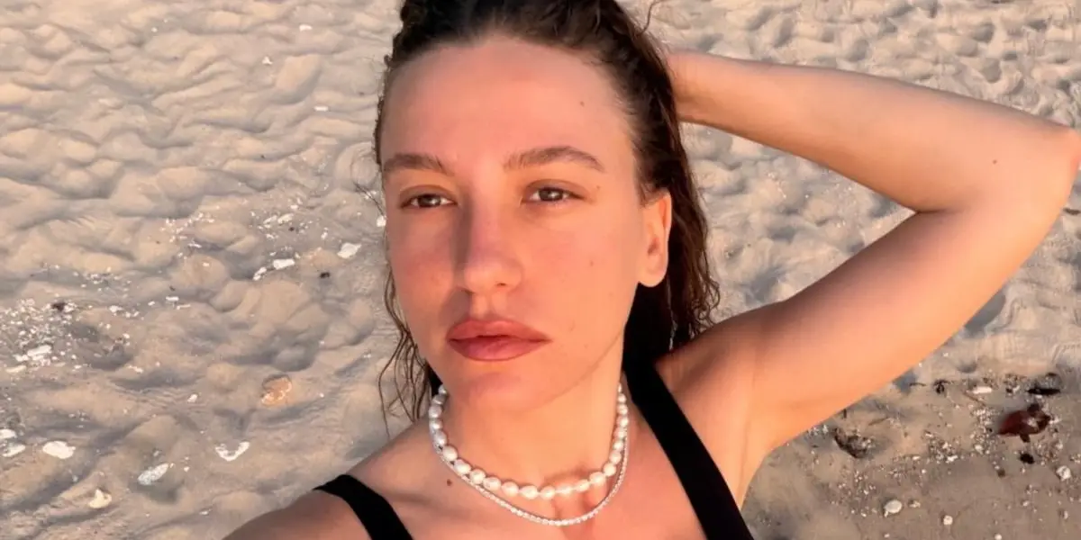 Serenay Sarıkaya'dan Kol Kası Paylaşımı