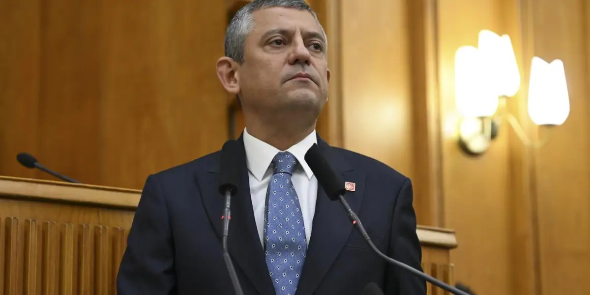 Özgür Özel'den Sivas Kongresi Mesajı