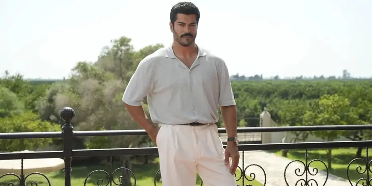 Burak Özçivit, 'Güneşin Doğduğu Yer' Setinden İlk Karesini Paylaştı
