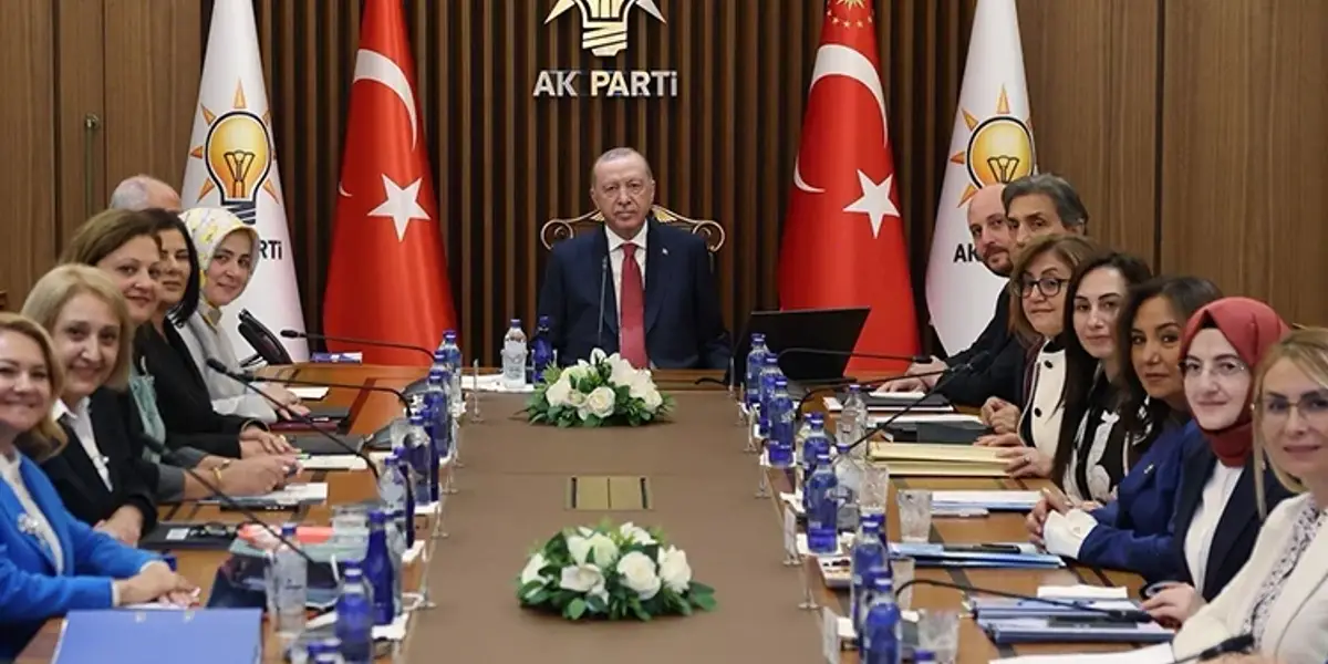 Cumhurbaşkanı Erdoğan Kadın Belediye Başkanlarını Kabul Etti