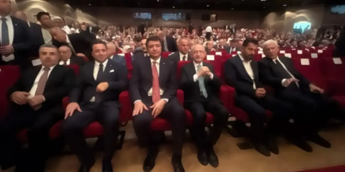 Siyasetçiler Davutoğlu'nun Oğlunun Nikahında Buluştu