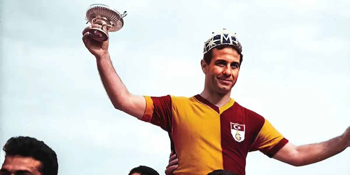Taçsız Kral Metin Oktay, Vefatının 35. Yılında Kabri Başında Anıldı! İşte Metin Oktay'ın Biyografisi
