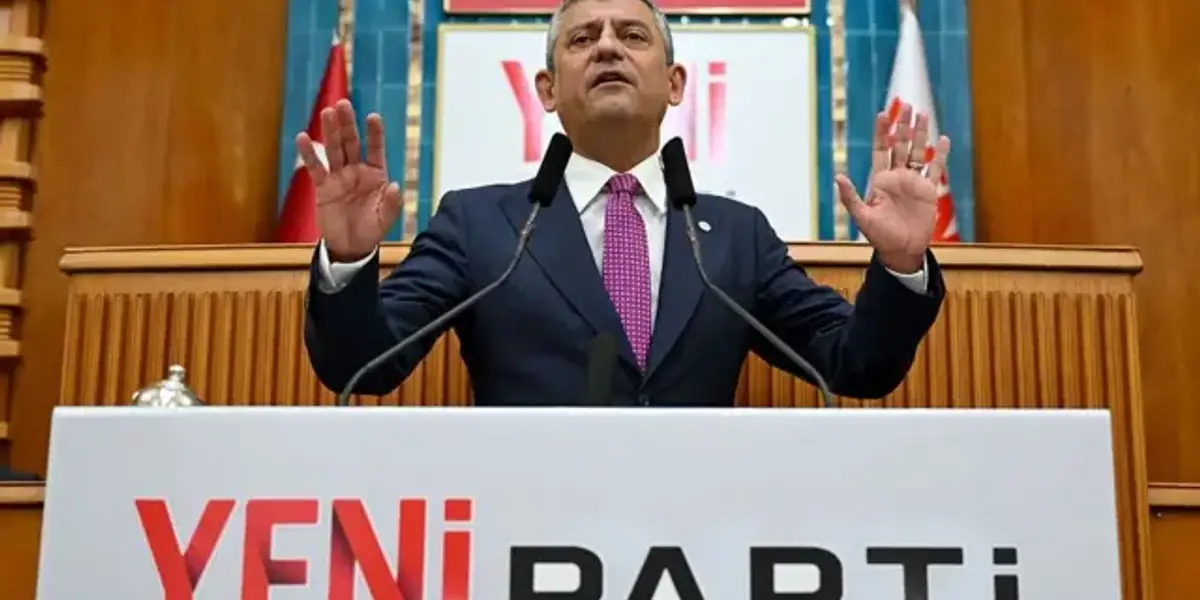 AYM Yeni Parti için Üç Alternatif İsmi Değerlendirecek