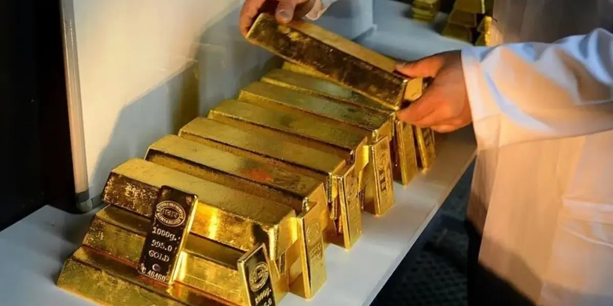 Altın Fiyatları 4300 Dolar Seviyesinde Dalgalanıyor