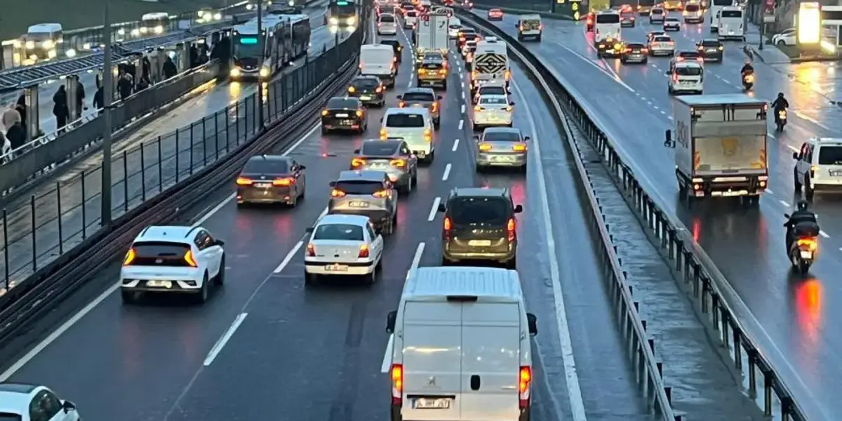 İstanbul'da Trafiğe Çıkacaklar Dikkat