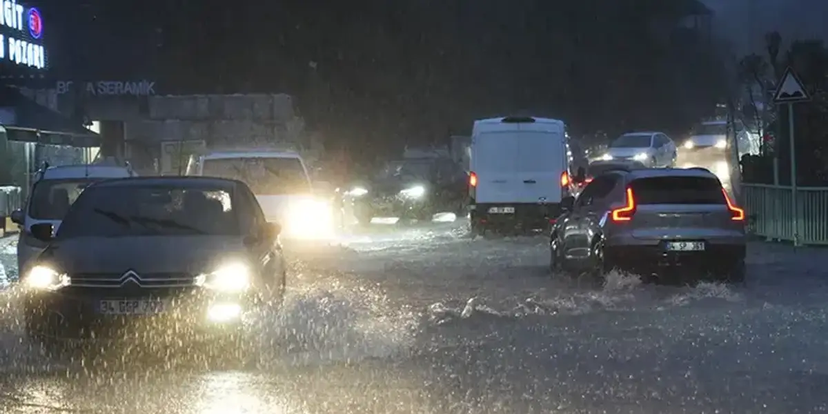 İstanbul'da Sağanak Yağış Can Aldı!
