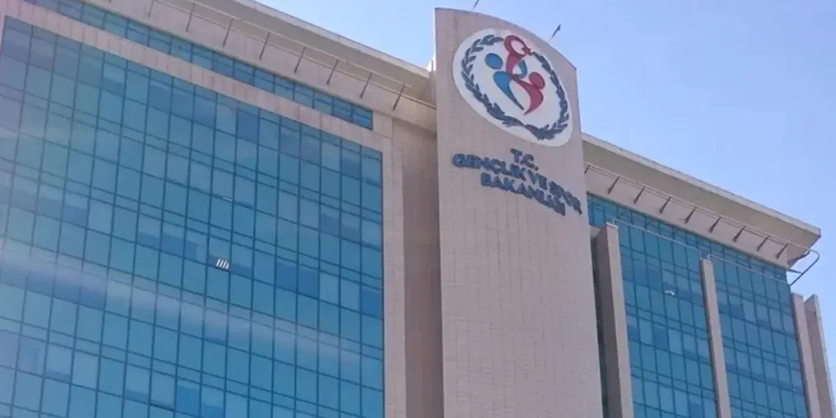 GSB'den Öğrenim Kredisi Borcu Dolandırıcılığına Karşı Uyarı
