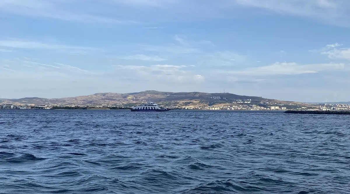 Çanakkale Gökçeada feribot seferleri fırtına nedeniyle iptal