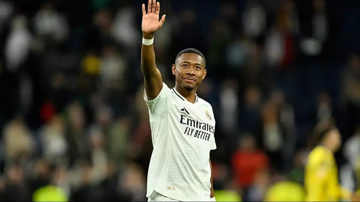 Yeni sezon hazırlıklarına hızla başlayan Beşiktaş, transfer gündemini şekillendirmeye başladı. Siyah-Beyazlı yönetim, özellikle savunma hattına kaliteli bir takviye yapmayı planlıyor. Bu doğrultuda Real Madrid'in yıldız oyuncusu David Alaba, transfer listesinin en üst sırasına yazıldı.