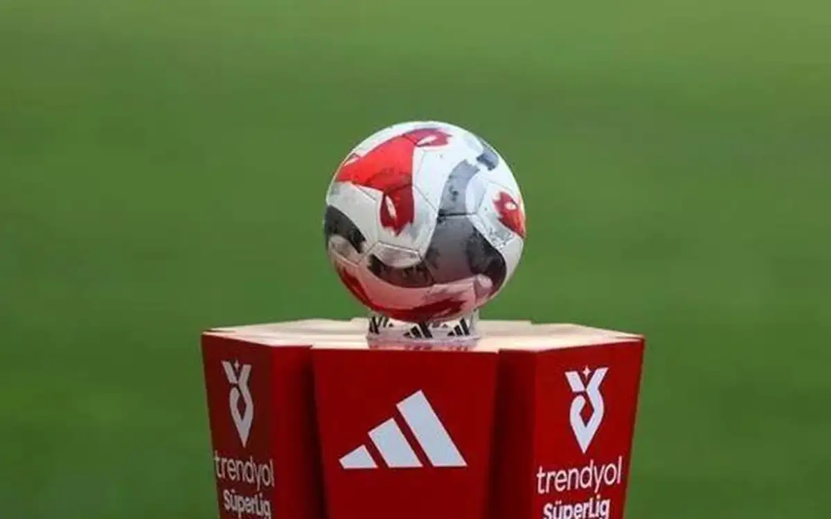 Süper Lig'in 2026/27 Sezonunda En Çok Kazanan 10 Futbolcusu